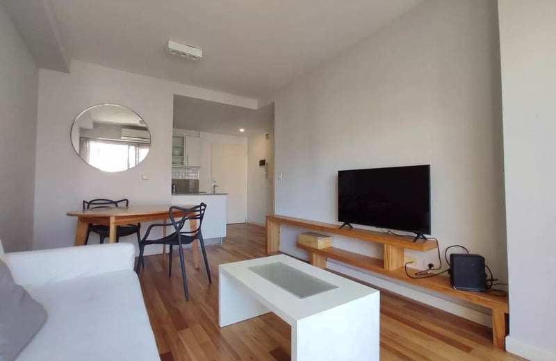 Rent of a bright cozy 2-room apartment, 42 m², Palermo, Buenos Aires, Argentina